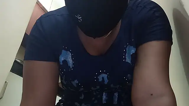horny milf couple online show from 19, 7, 2026