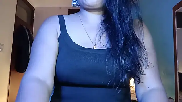 horny milf couple online show from 2, 7, 2026
