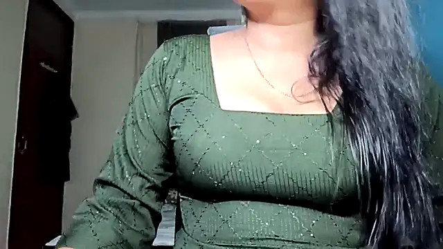 horny milf couple online show from 22, 4, 2026