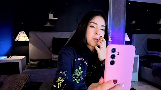 giapearl25 online show from 6, 11, 2025