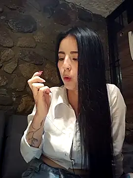 giapearl25 online show from 15, 11, 2025