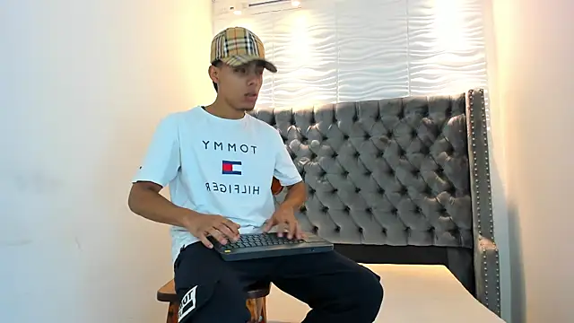 JACCOCK 4 online show from 4, 11, 2025