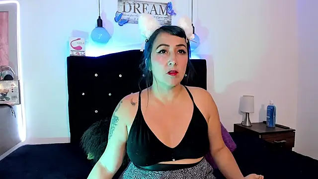 Ana  queen online show from 6, 10, 2025