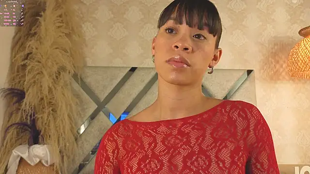 kimhilton  online show from 8, 11, 2025