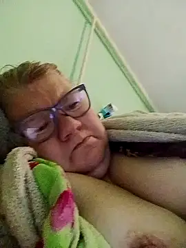 LusiyaGold5 online show from 18, 12, 2025