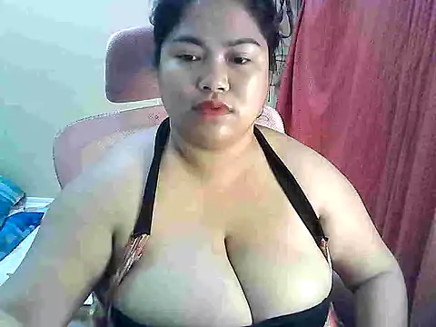 your big boobs online show from 5, 10, 2025