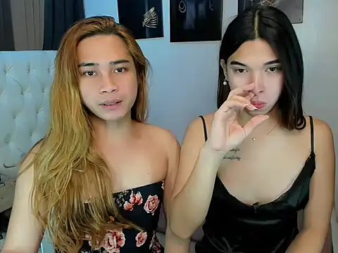 Yourdreamgoddess online show from 4, 11, 2025