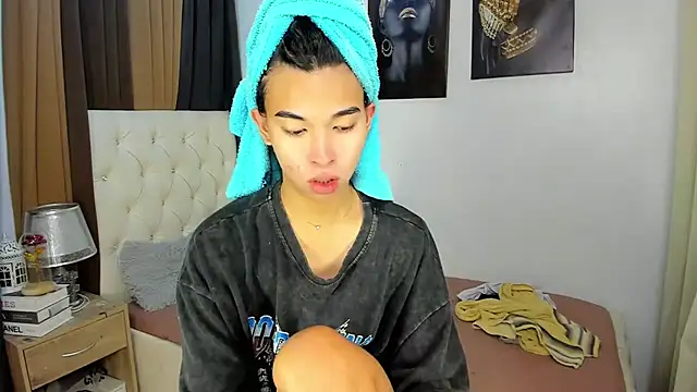 Yourdreamgoddess online show from 3, 11, 2025