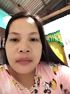 Snapshot of shyhotpinay_32 chatting on 16, 10, 2025 shyhotpinay 32 online show from 16, 10, 2025