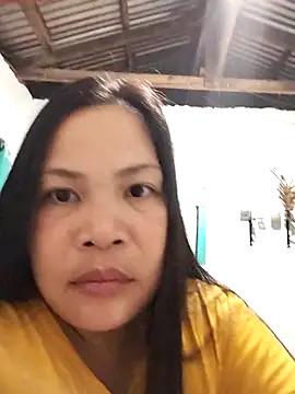Snapshot of shyhotpinay_32 chatting on 14, 10, 2025 shyhotpinay 32 online show from 14, 10, 2025