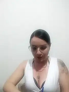 Snapshot of Gardeniia_hot chatting on 4, 10, 2025 Gardeniia hot online show from 4, 10, 2025