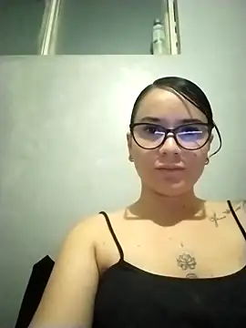 Snapshot of Gardeniia_hot chatting on 9, 10, 2025 Gardeniia hot online show from 9, 10, 2025