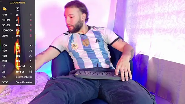 angel kyrozz online show from 15, 7, 2026