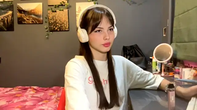 MysticAlisa online show from 9, 10, 2025