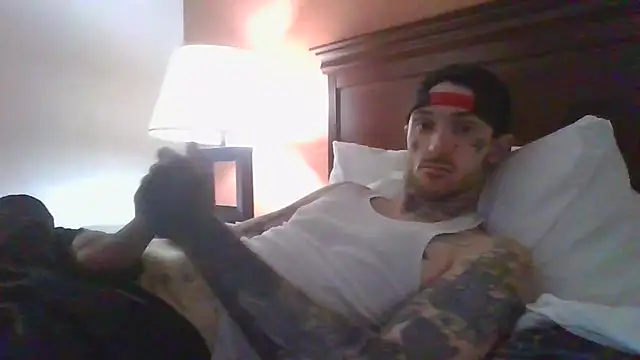 Snapshot of SWAGGDaddy93 chatting on 19, 12, 2025 SWAGGDaddy93 online show from 19, 12, 2025