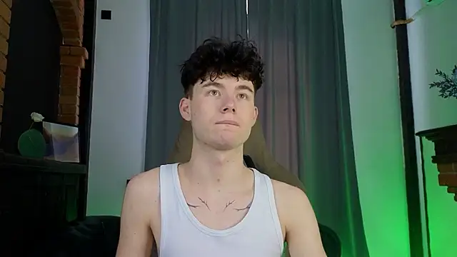 Cute Mike online show from 4, 3, 2026