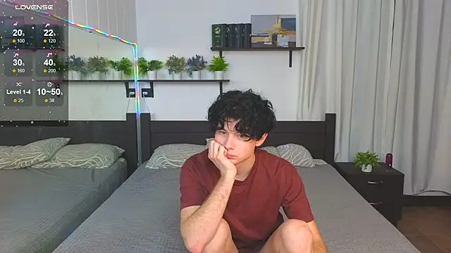 Cute Mike online show from 26, 11, 2025