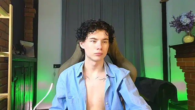 Cute Mike online show from 15, 2, 2026