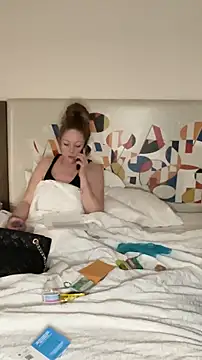 amandatheblondewife online show from 25, 2, 2026