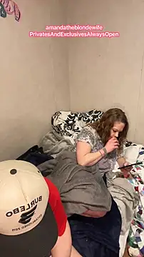 amandatheblondewife online show from 20, 4, 2026