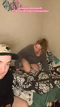 amandatheblondewife online show from 10, 4, 2026