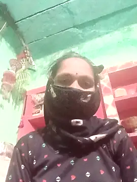 Snapshot of Mohni_ji chatting on 5, 11, 2025 Mohni ji online show from 5, 11, 2025