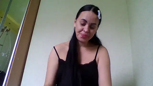 Stefaniyaxq online show from 8, 10, 2025