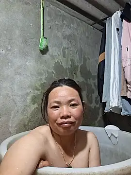 miomio-12 online show from 17, 4, 2026