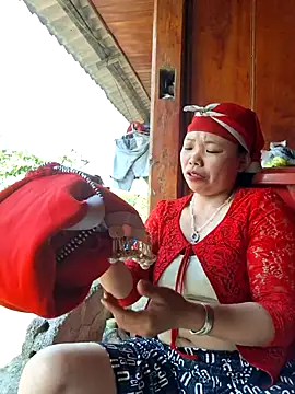 miomio-12 online show from 8, 4, 2026