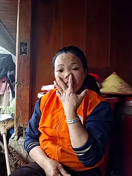 miomio-12 online show from 25, 2, 2026