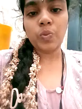 Snapshot of lasyalovely123456 chatting on 6, 10, 2025 lasyalovely123456 online show from 6, 10, 2025