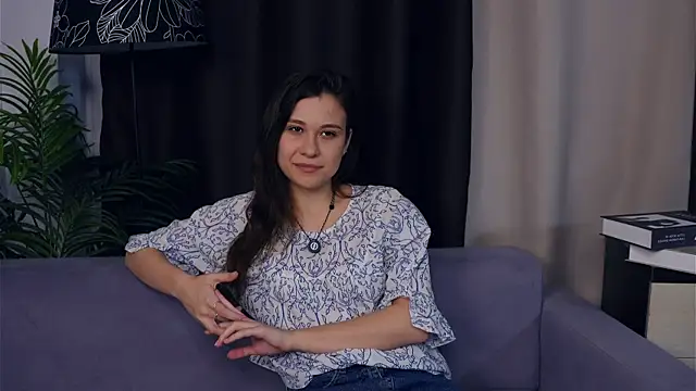 KeriOkihara online show from 6, 10, 2025