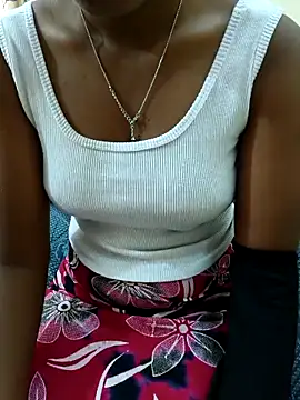 Snapshot of Chennai-couples chatting on 8, 11, 2025 Chennai-couples online show from 8, 11, 2025