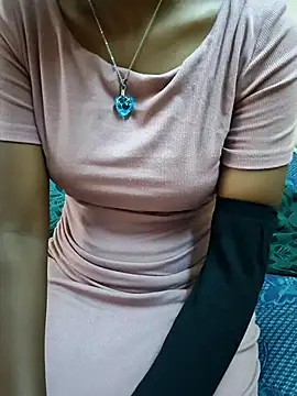 Snapshot of Chennai-couples chatting on 31, 10, 2025 Chennai-couples online show from 31, 10, 2025