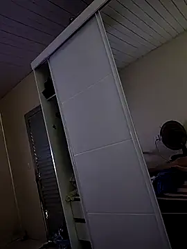 IncomingEssence478 online show from 30, 11, 2025