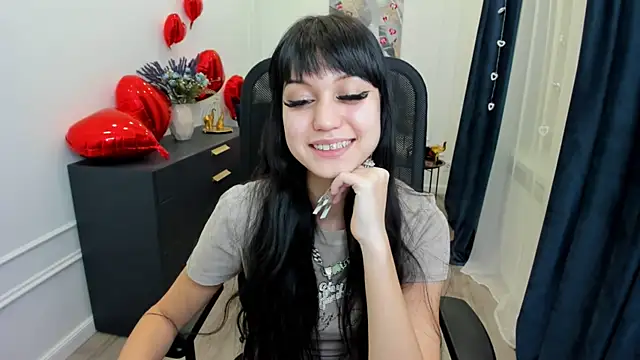 TiffanyYounge online show from 13, 2, 2026