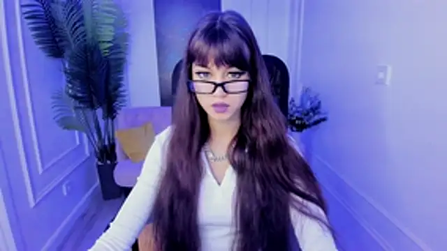 TiffanyYounge online show from 6, 11, 2025