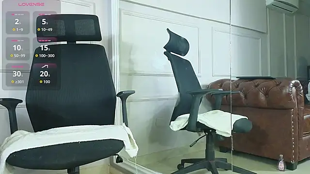 DereckWolf  online show from 1, 11, 2025