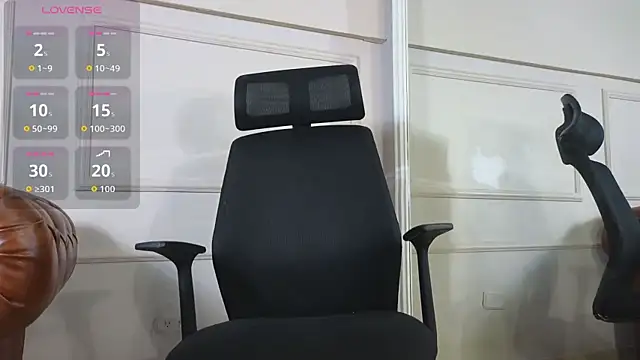 DereckWolf  online show from 12, 11, 2025