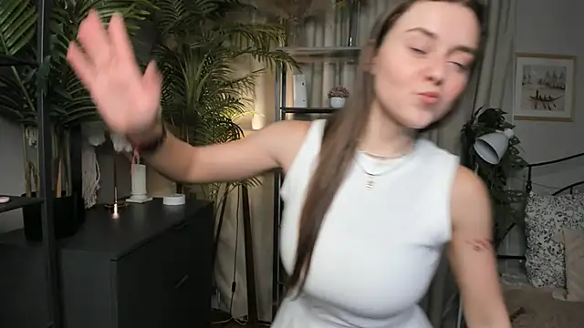 ThelmaJusto online show from 23, 10, 2025