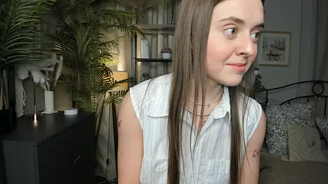 ThelmaJusto online show from 24, 10, 2025