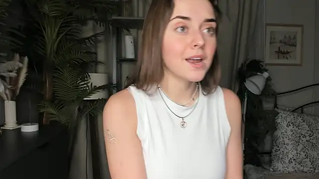 ThelmaJusto online show from 14, 11, 2025