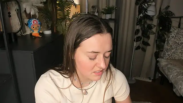 ThelmaJusto online show from 6, 2, 2026