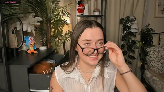 ThelmaJusto online show from 12, 2, 2026