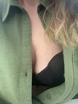 melisss2 online show from 25, 11, 2025