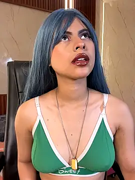 Snapshot of Eva_Feller69 chatting on 17, 11, 2025 Eva Feller69 online show from 17, 11, 2025