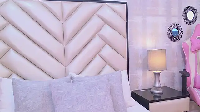 CristalShayy online show from 20, 2, 2026