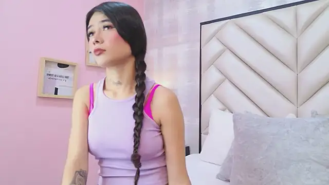 CristalShayy online show from 6, 2, 2026