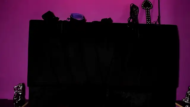 Snapshot of SabbathSinclair chatting on 10, 10, 2025 SabbathSinclair online show from 10, 10, 2025