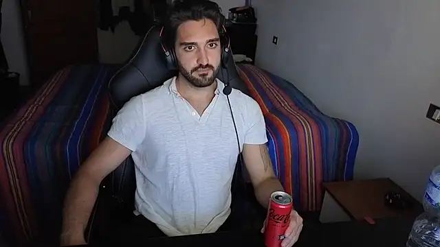 Al3xox02 online show from 21, 4, 2026